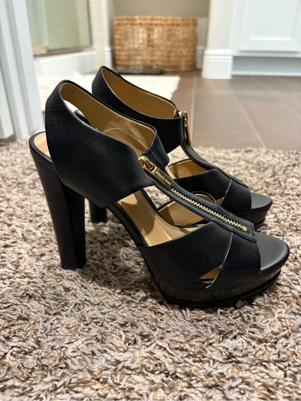 Michael Kors Berkley Black Leather High Heel Zip Platform Sandals Size 7.5